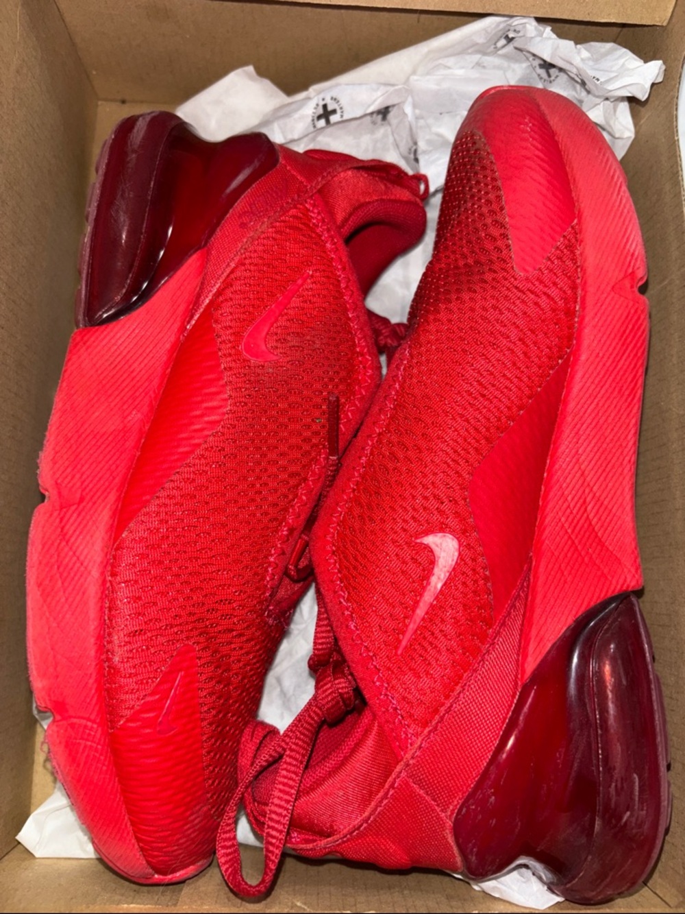 Nike air max  270 university red size 3Y